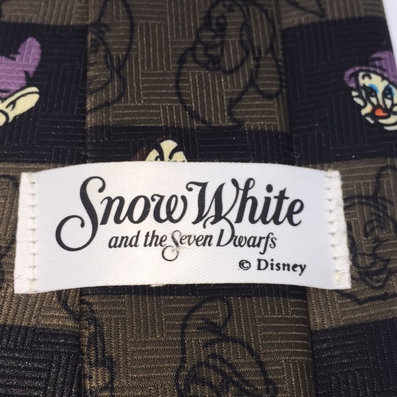 Disney Snow White and The Seven Dwarfs Neck Tie Cartoons - Picture 4 of 9